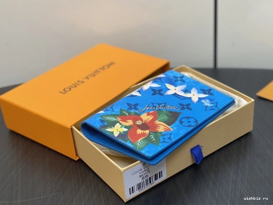 WIS PASSPORT Louis Vuitton COVER-10*14*2.5CM 0910